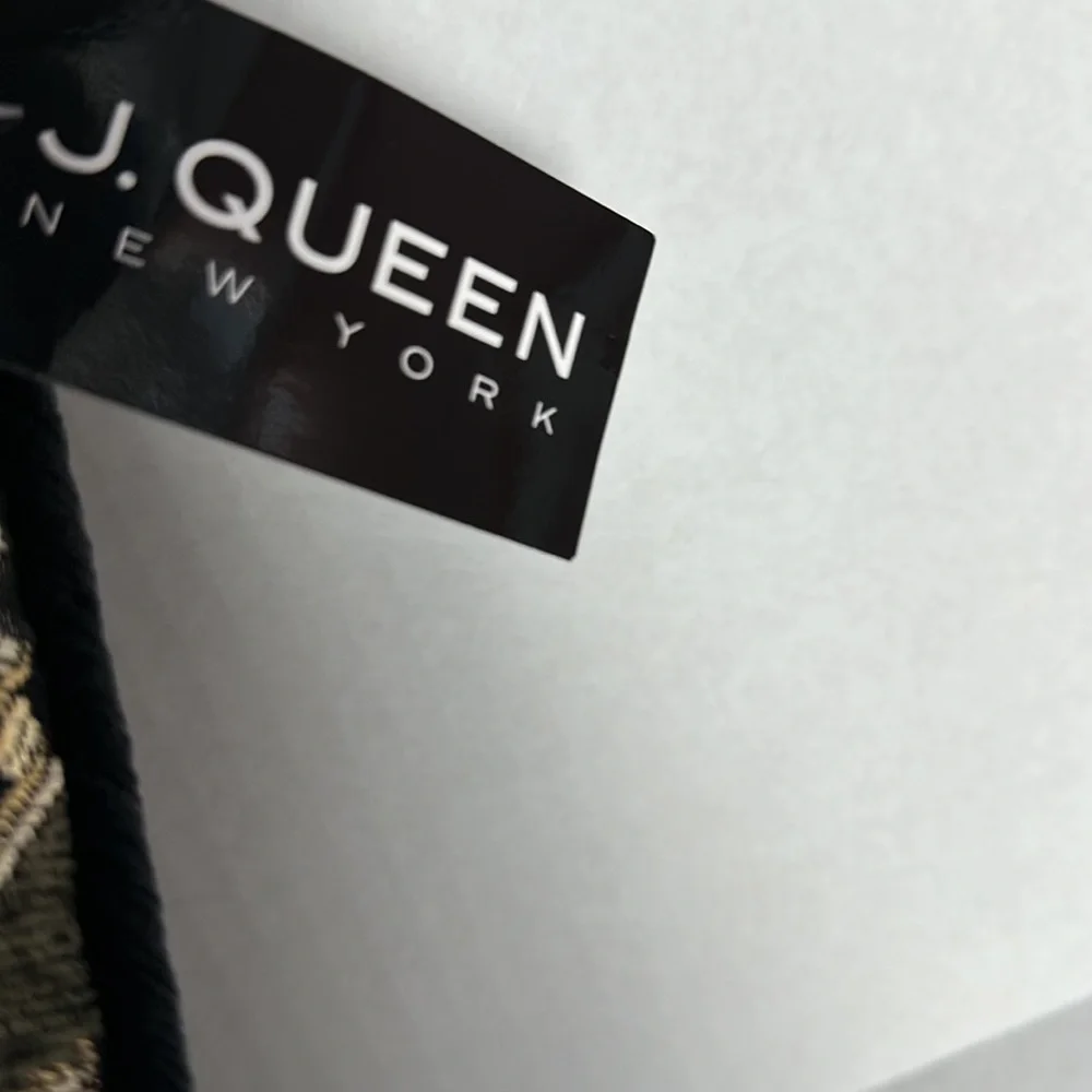 J.Queen Terra 20